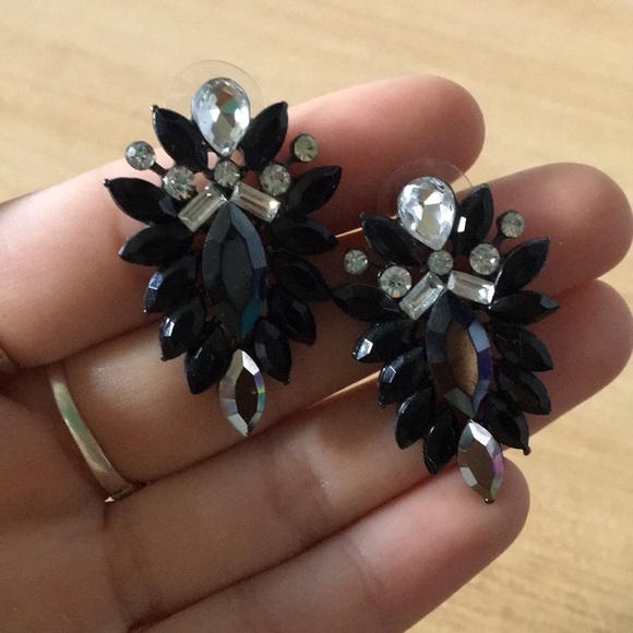 Express Jewelry - [express] black earrings 🕷